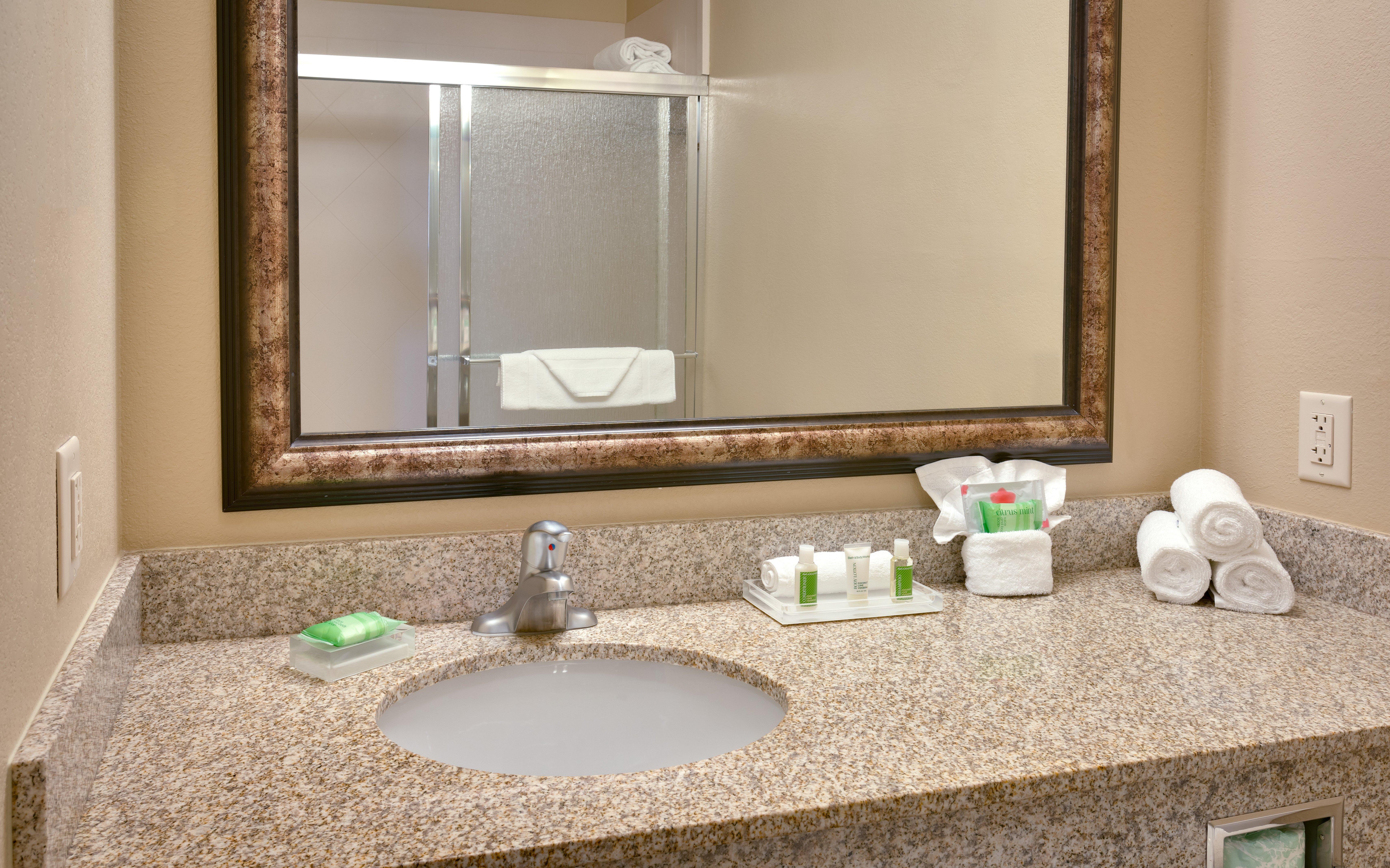 Holiday Inn & Suites Salt Lake City - Airport West, An Ihg Hotel Extérieur photo